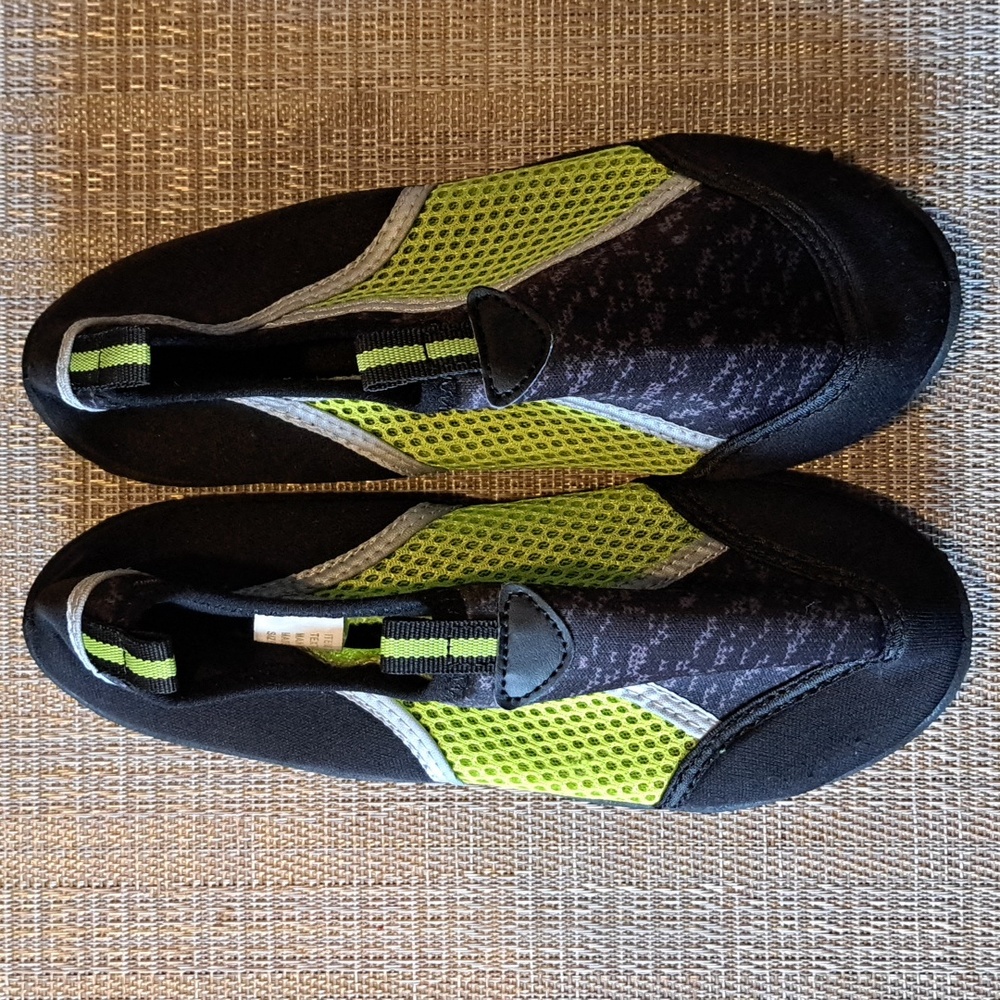 Kids water shoes.
